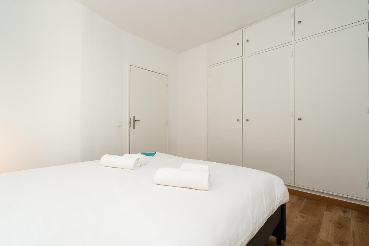 Charming Apartment W/ Pool & Balcony In Portimao By Lovelystay Exterior photo